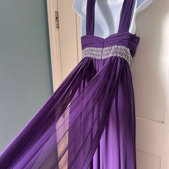 JS Boutique Beaded Chiffon Plum Halter Formal Bridesmaid Embellished Gown Sz 4 - Picture 7 of 13